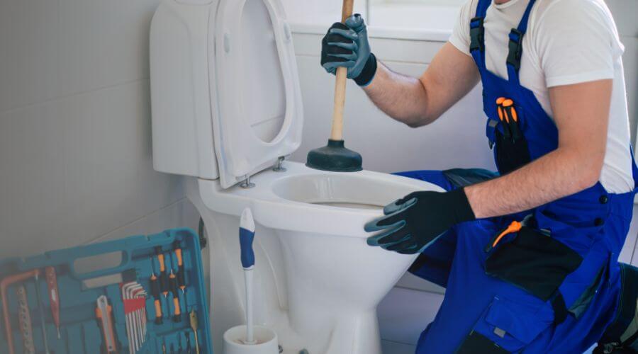 Professional emergency plumbing in Rienzi, MS